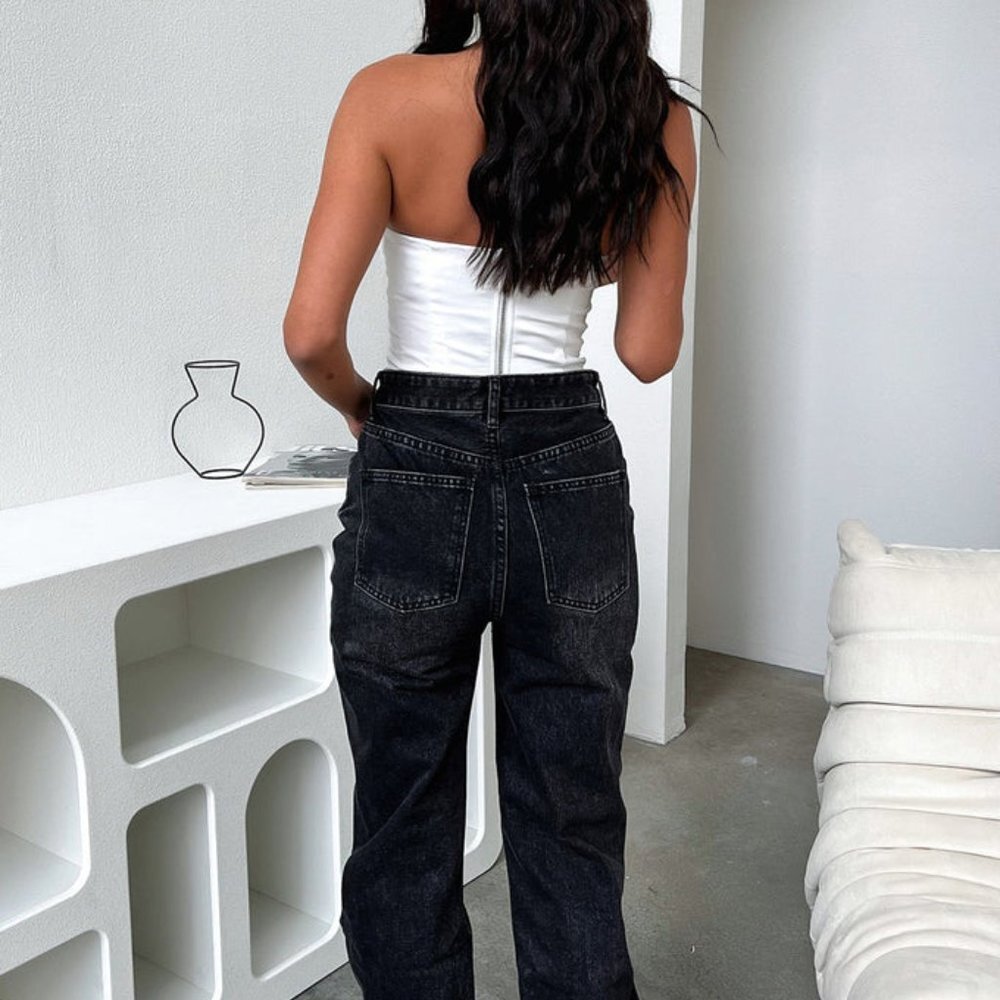 THATSSOFETCH Varski Semi-Wide Leg Black High Waisted Raw Hem Jeans - Picture 2 of 11